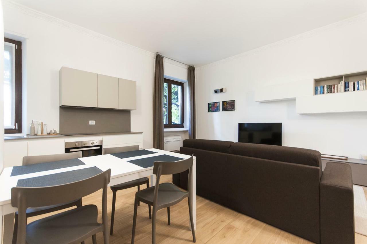 Beautiful Flat In Center Mailand